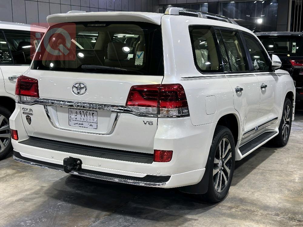 تويوتا لاندكروزر